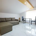 Guest House Holiday Ognyanovo (Blagoevgrad)