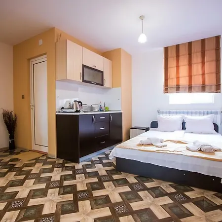 Guest House Holiday * Ognyanovo (Blagoevgrad)