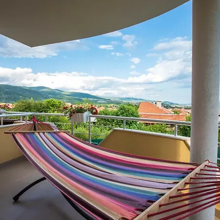 Guest House Holiday * Ognyanovo (Blagoevgrad)