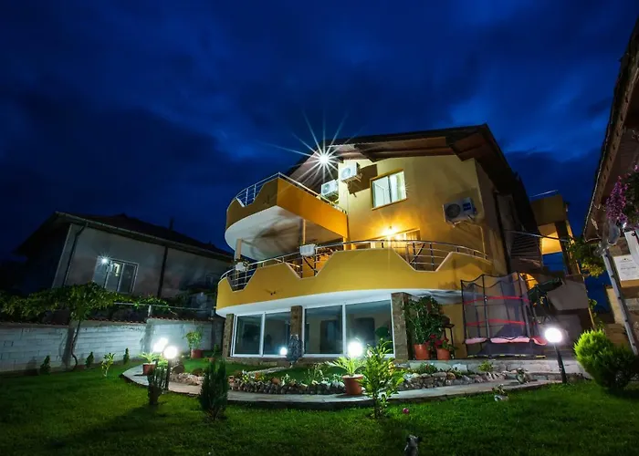 Guest House Holiday Guest house *